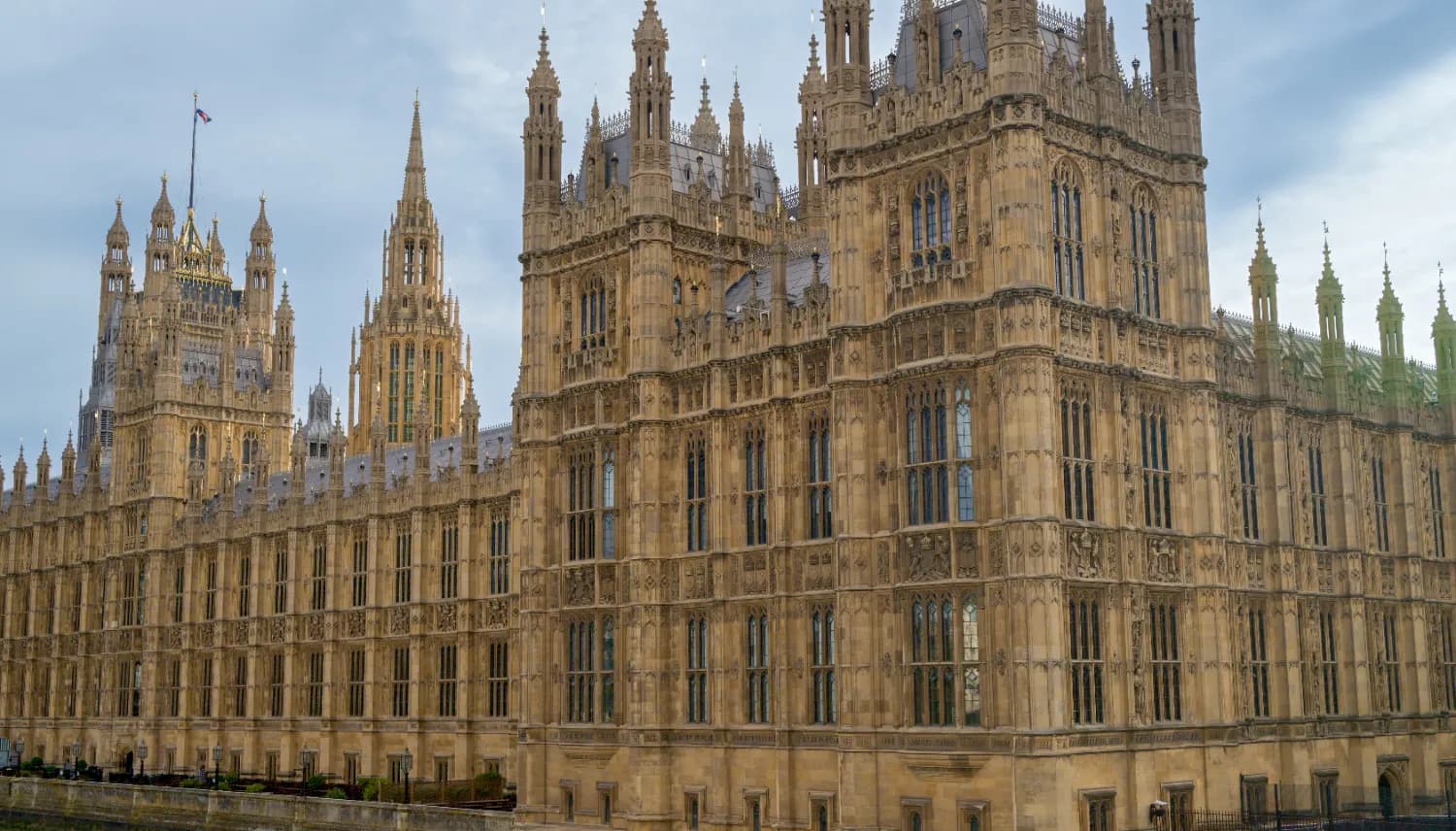 Top UK Universities With Flexible Tuition Instalment