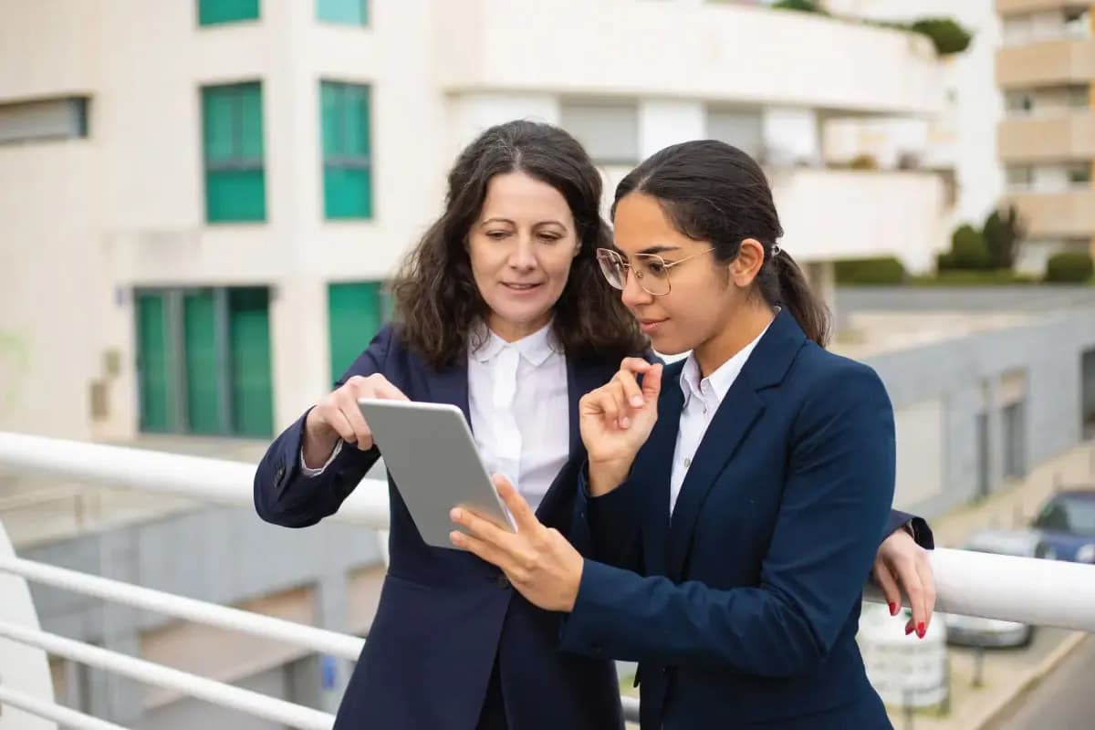 Highest Paying Business & Management Jobs in the UK for Indian Graduates
