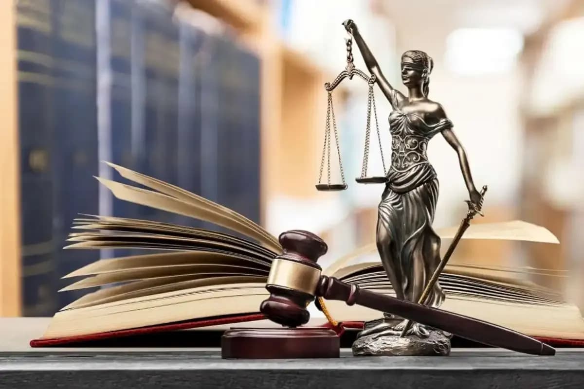 LLM, LLB