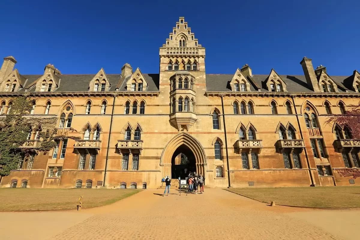 British Council Fully Funded ScholarshipTrusted UK University Representative through eye of The Daily Star