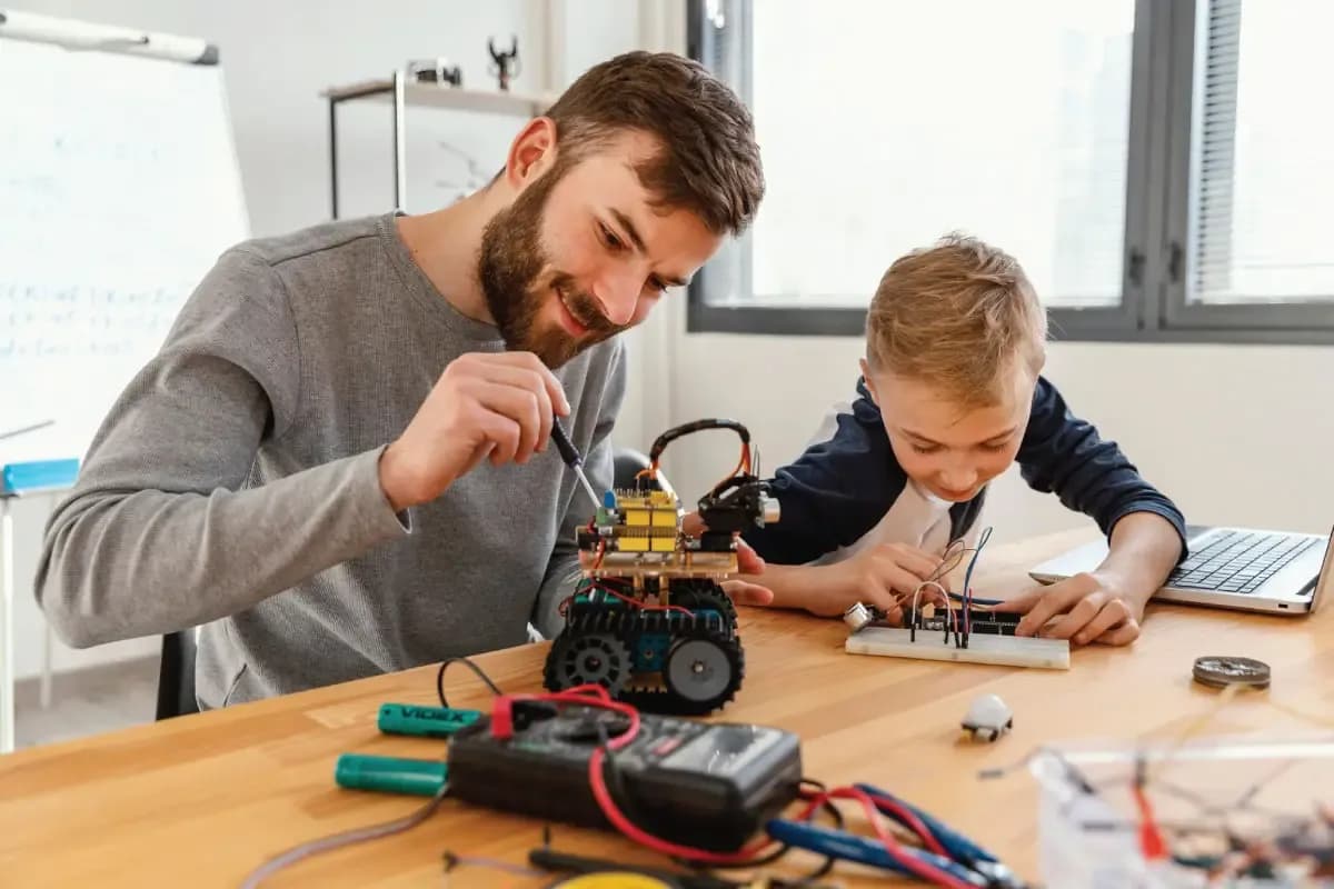 BEng Electrical and Electronic Engineering with foundation year and placement