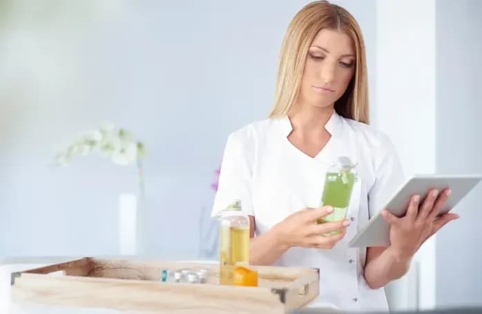 BSc Pharmaceutical and Cosmetic Science with Foundation Year