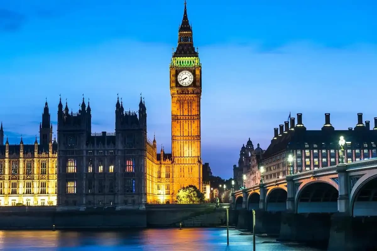 UK Offers 75 Scholarships for India’s 75th Independence Day