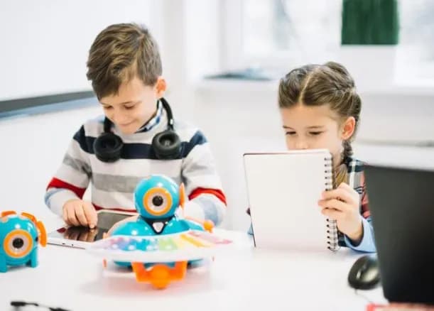 FdA Early Years and Childhood Studies