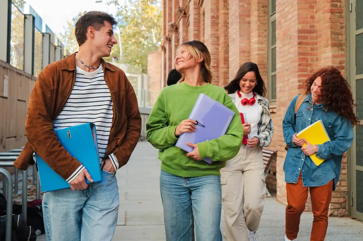 International Student’s Applications to the UK Break Record Once Again
