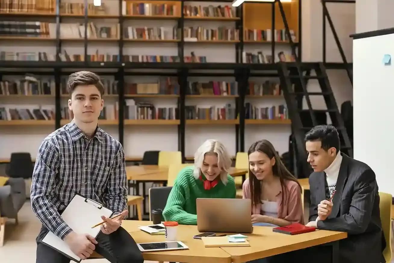 Cheapest University in the UK for Pakistani Students