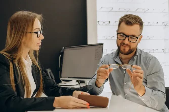 MOptom IP Optometry with Independent Prescribing